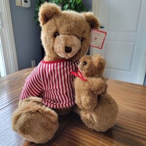 Vintage SCHMID 1984 Musical Collectibles Stuffed Bear By Gordon Fraser